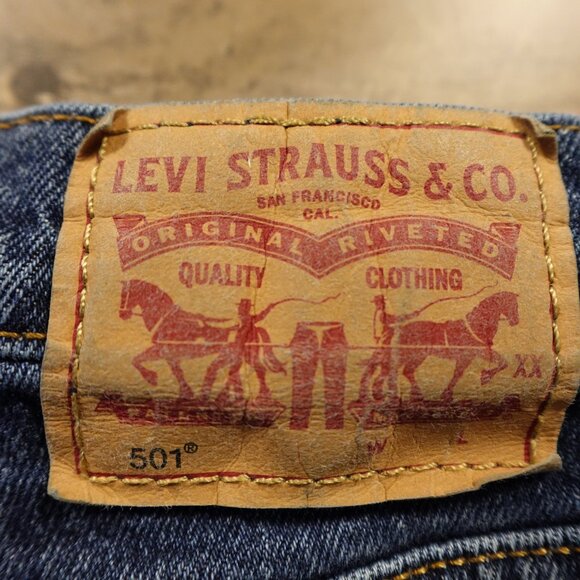 Levi’s 501 Cutoff Denim Shorts Women’s W32 Blue Distressed High-Rise Button Fly - Picture 3 of 13